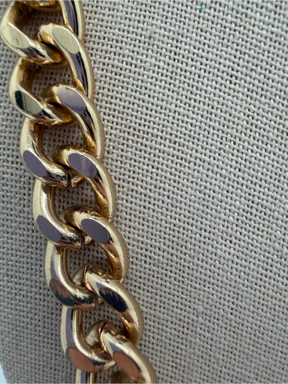 Gold-Tone Curb Chain Necklace - Classic Women’s Jewelry - Picture 3 of 4
